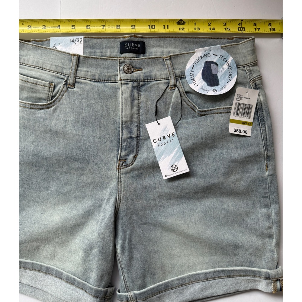 Curve Appeal Womens 14 Light Wash Denim Shorts Tummy Tucking Technology Cuffed